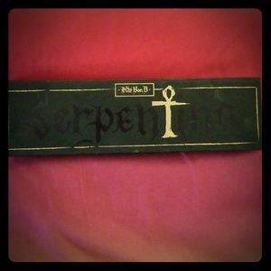 Serpentina kat von d palette eyeshadow makeup
